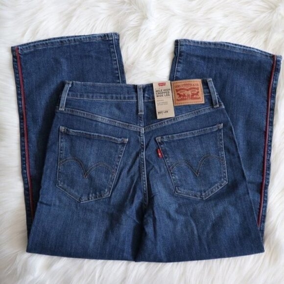 NWT Levi's Mile High Rise Wide Leg Cropped Jeans Size 27 Dark Wash Denim - Picture 5 of 9